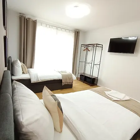 Wat Kl Apartment *